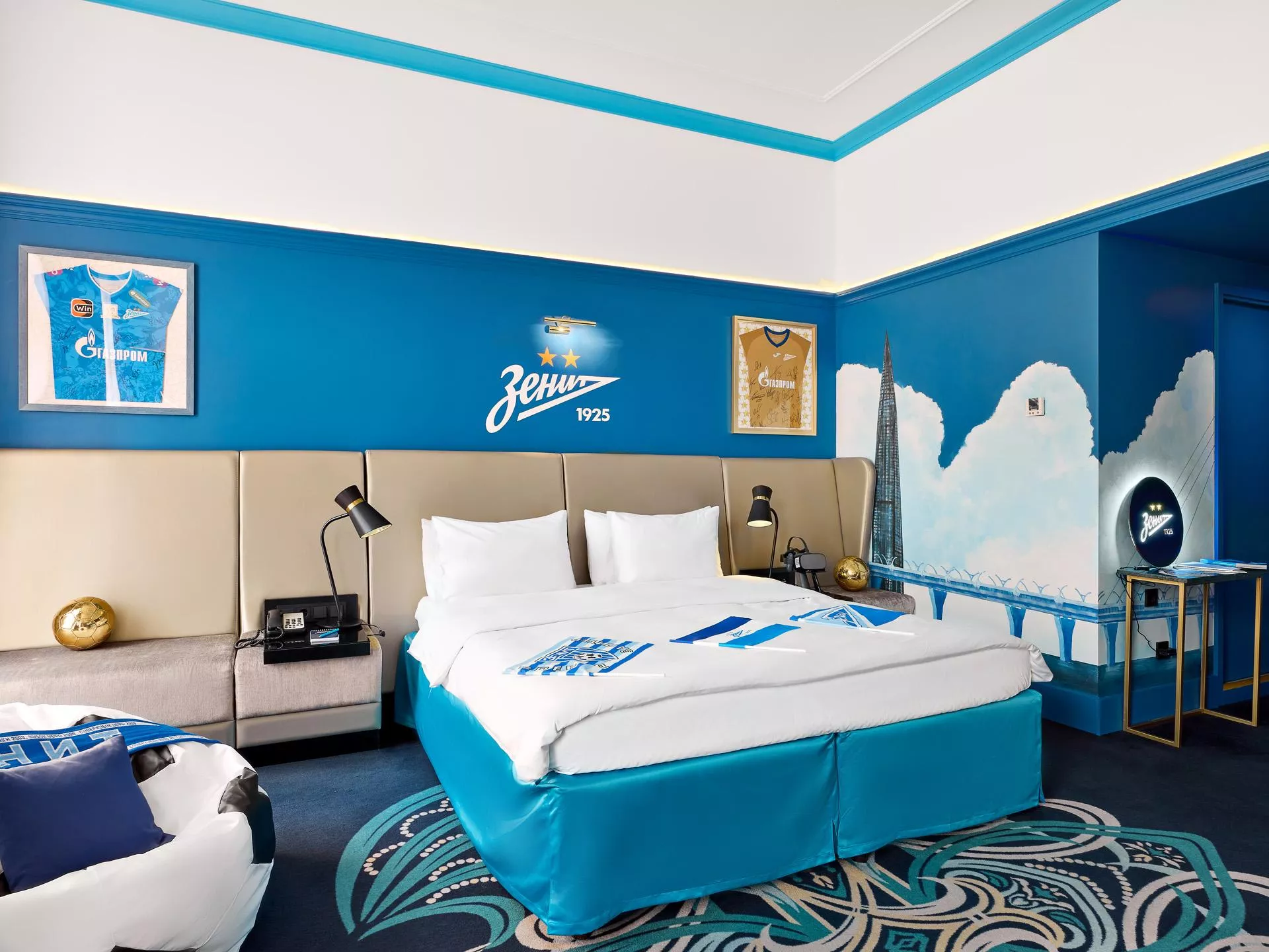 Полулюкс ФК "Зенит"